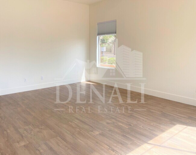 Building Photo - 21192 E Saddle Way