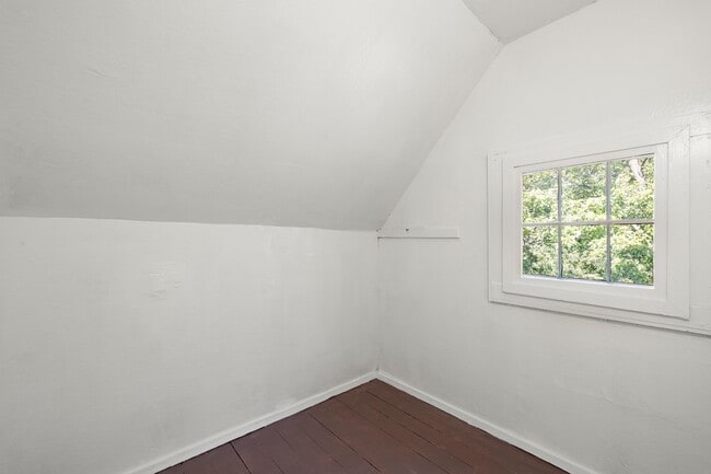 Building Photo - 601 S Jefferson St