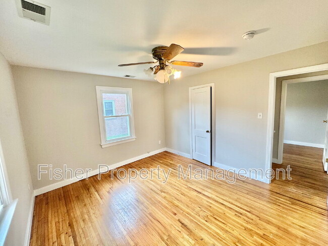 Building Photo - 3223 Jeter Ave