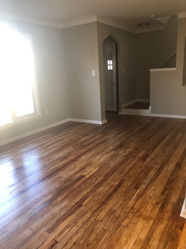 Building Photo - Check out this fully remodeled brick colon...