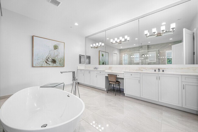 Building Photo - 19863 Meadowside Ln