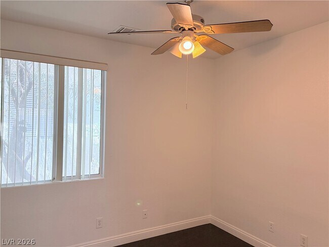 Building Photo - 8071 Sapphire Cove Ave