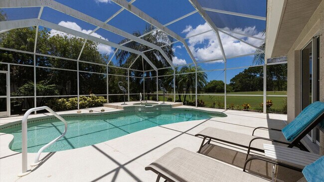Building Photo - 974 Rotonda Cir