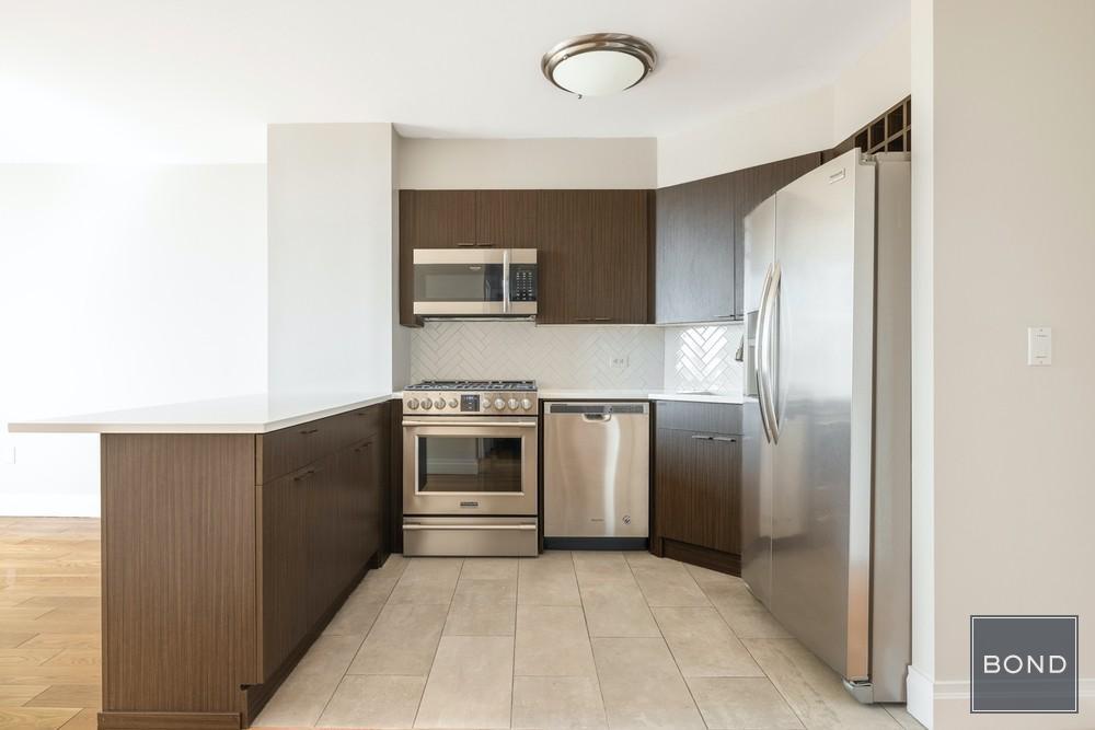 Building Photo - 776 Sixth Avenue