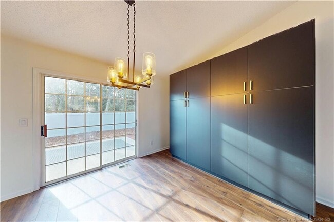 Building Photo - 1245 Monticello Dr