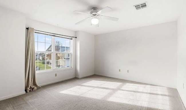 Building Photo - Beautiful 3 Bedroom, 2 Bath Condo in Reserves at Hershey Meadows!