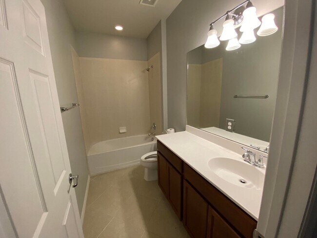 Building Photo - 9238 Wrangler Dr