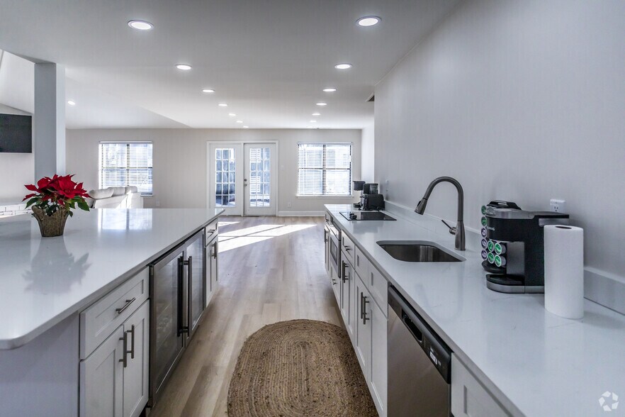 Interior Photo - The Brooklyn Memphis