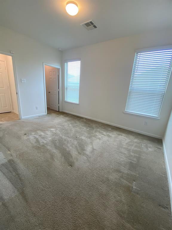 Building Photo - 5815 Bluebonnet Ln
