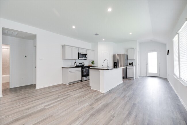 Building Photo - 5706 Simcrest Grove Dr