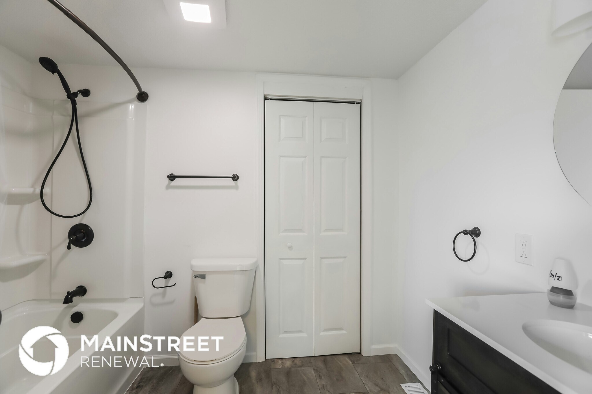 Building Photo - 1411 Randall Rd