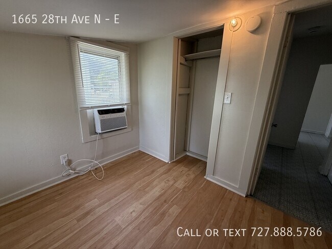 Building Photo - 1665 28th Ave N