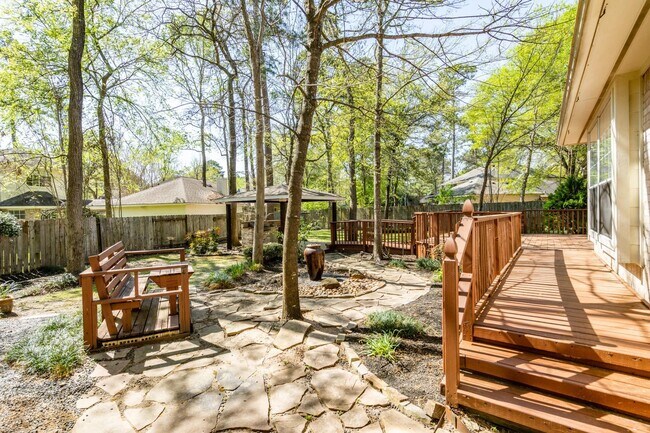 Building Photo - 22 Westwinds Cir
