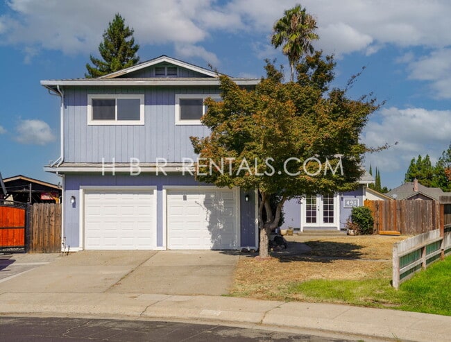 Primary Photo - Spacious Family Retreat in Manteca, Ready ...