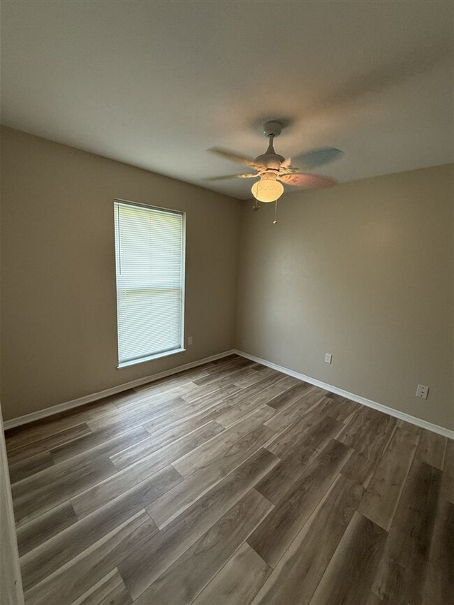 Building Photo - Recently updated in 2026 - Lovely 3 bedroom 2 bath home for lease in south Bossier City LA 71112