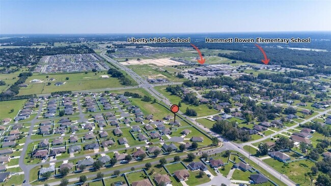 Building Photo - 4940 SW 97th Pl