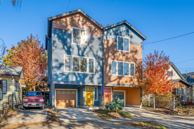 Building Photo - STILL AVAILABLE! Special: Only $500 Securi...