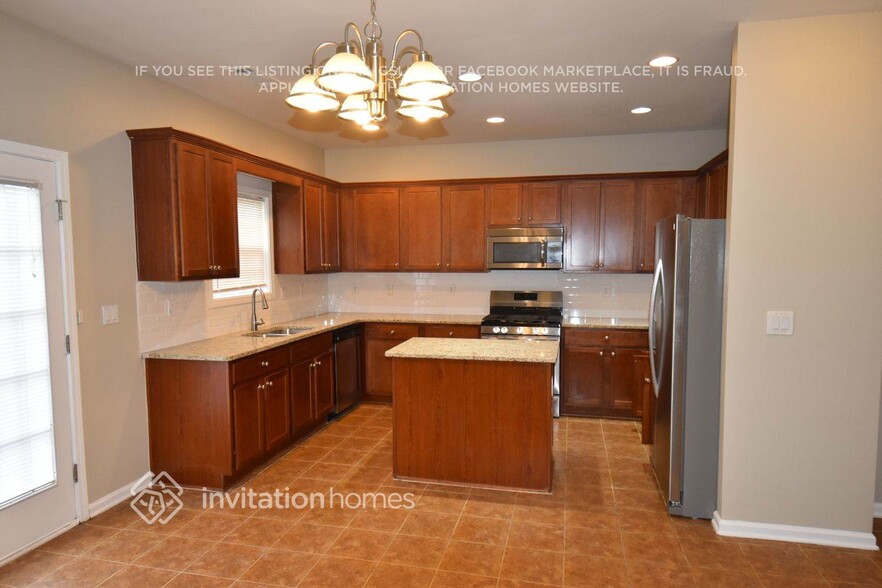 Building Photo - 1478 Station Ridge Dr SE