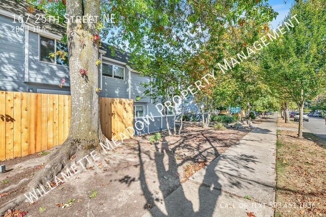 Building Photo - 167 25th St NE