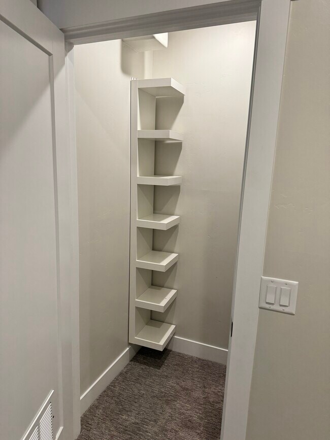 Storage Closet 2 - 88 S Hayata Ln