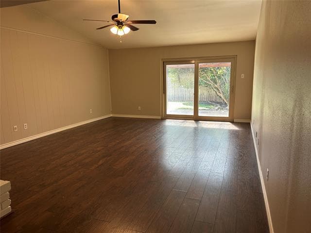 Building Photo - 1428 Everglades Dr