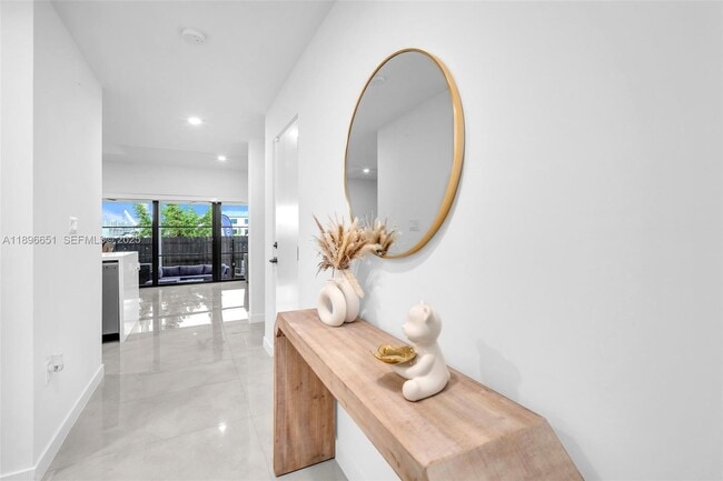 Building Photo - 1337 NW 3rd St