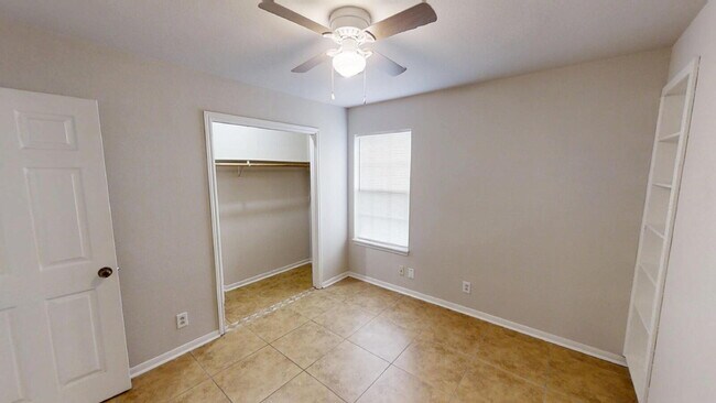 Building Photo - Step into comfort and style with this beautiful 3-bedroom home!