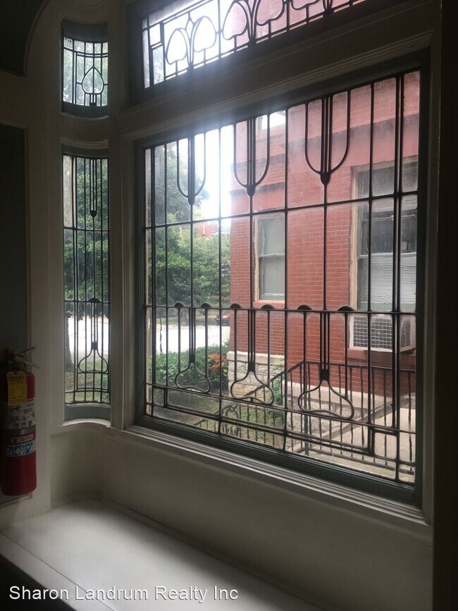 Building Photo - 1407 S 3rd St