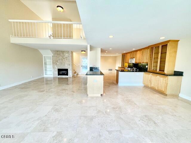 Building Photo - 2204 Kingsbridge Ln