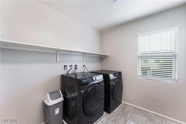 Building Photo - 1216 Fox Grove Ct