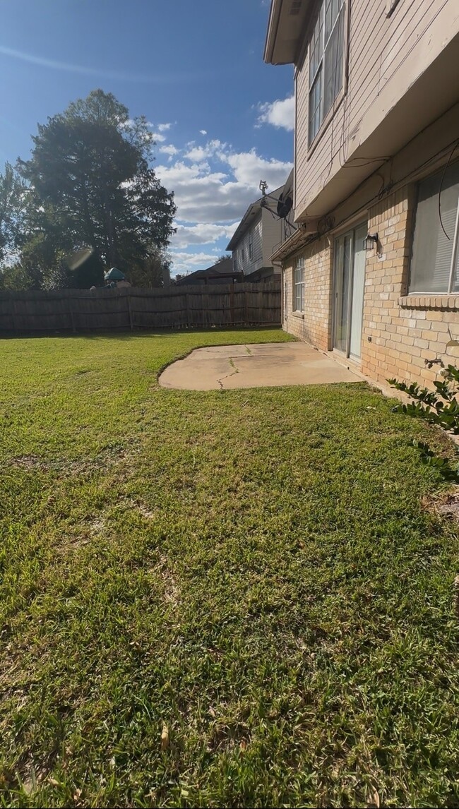 Building Photo - 4530 Texas Trail