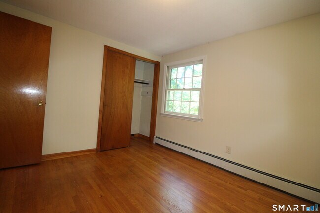 Building Photo - 67 Mulberry Rd