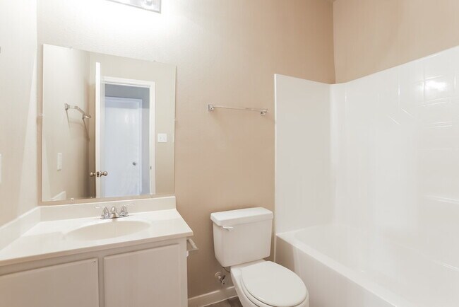 Building Photo - 22035 Willow Downs Dr