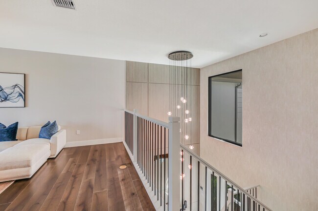 Building Photo - 8283 Royal County Down Rd