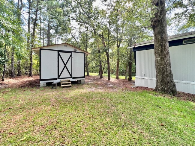 Building Photo - 3 BR 2 BA Near Surf City