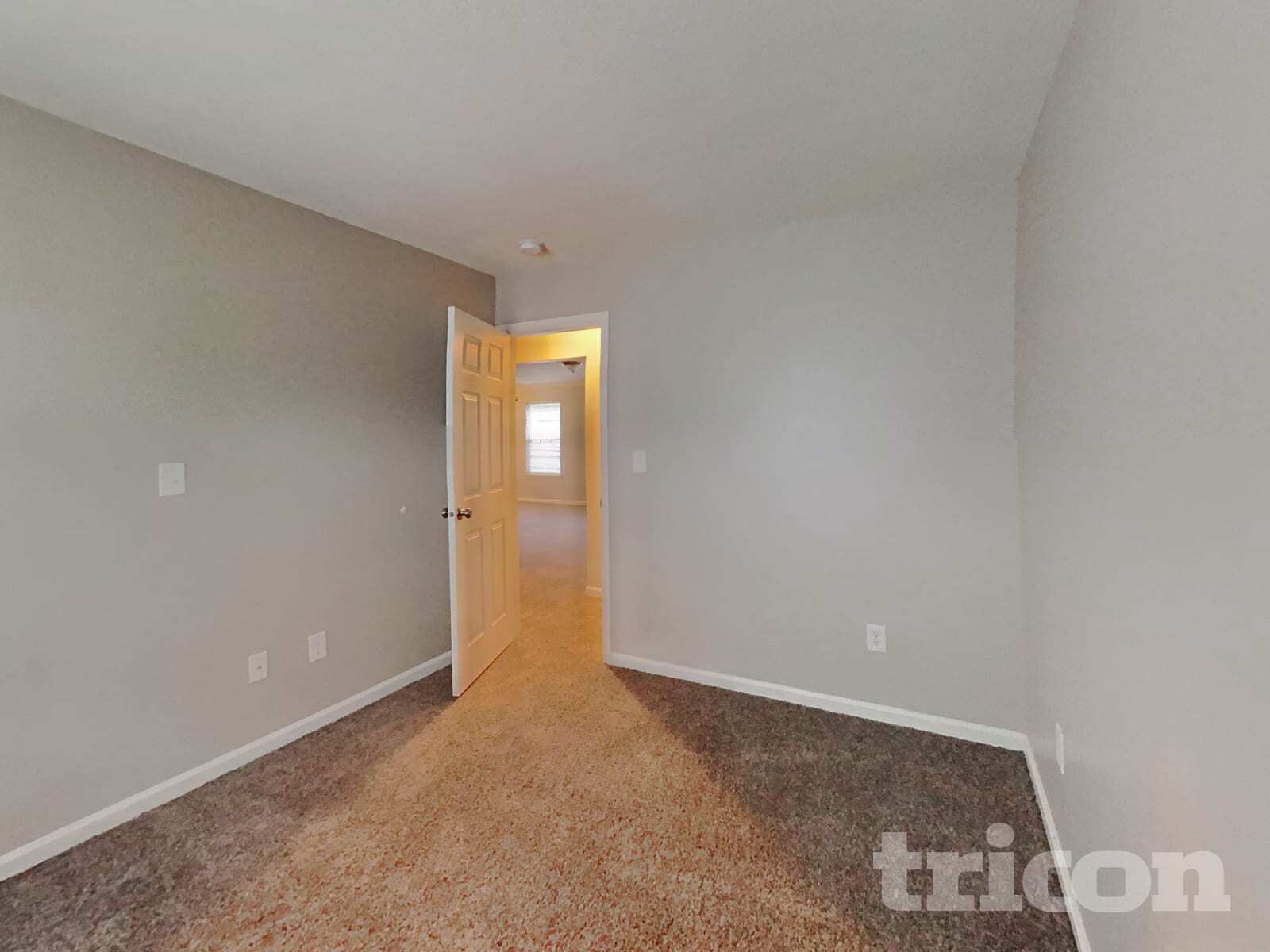 Building Photo - 15436 Dusty Trail