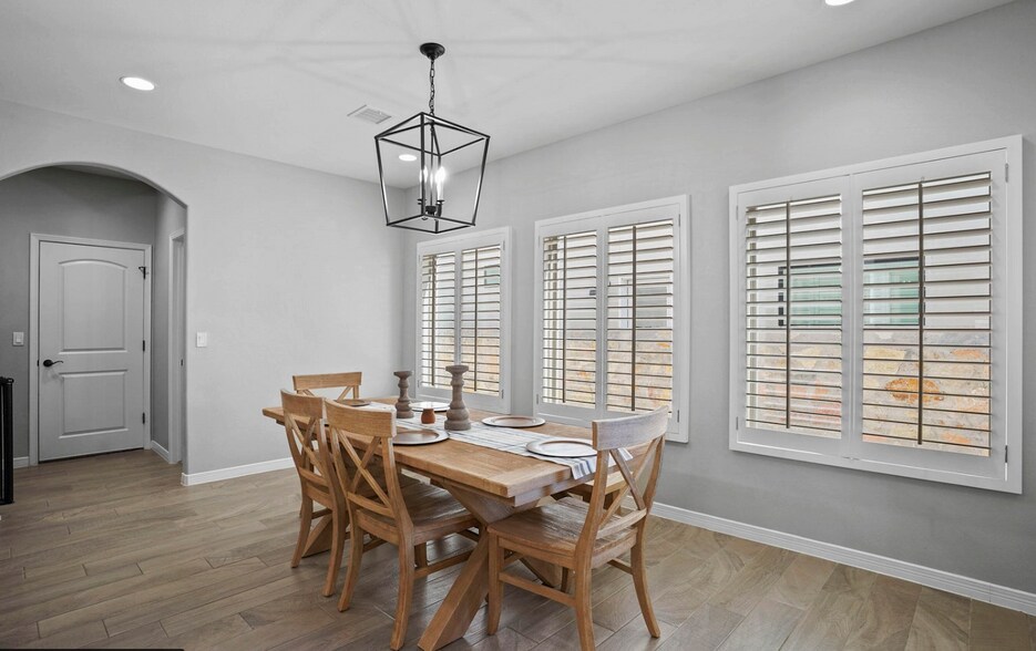 Building Photo - 14695 Pebble Hills Blvd