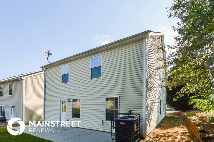 Building Photo - 7641 Garnet Dr