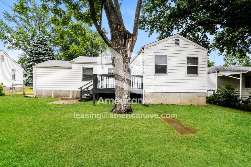 Building Photo - 1112 Bakewell Dr