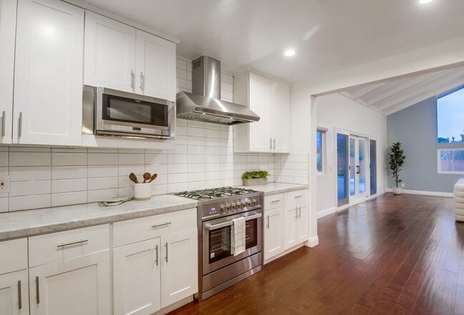 Building Photo - Beautiful house in heart of Point Loma