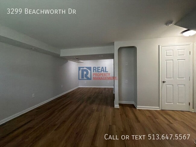 Building Photo - 3299 Beachworth Dr