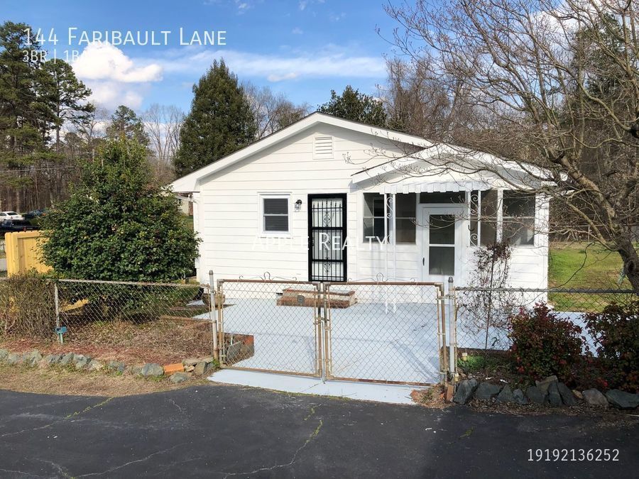 Building Photo - 144 Faribault Ln