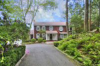 Building Photo - 127 Davis Hill Rd