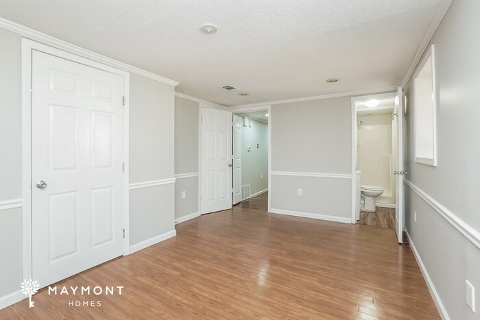 Building Photo - 3369 Patterson Dr