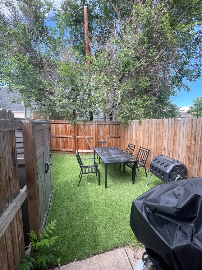 Building Photo - 1733 E 35th Ave