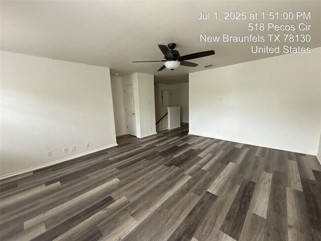 Building Photo - 518 Pecos Cir