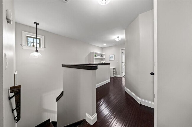Building Photo - 100 Kasey Dr