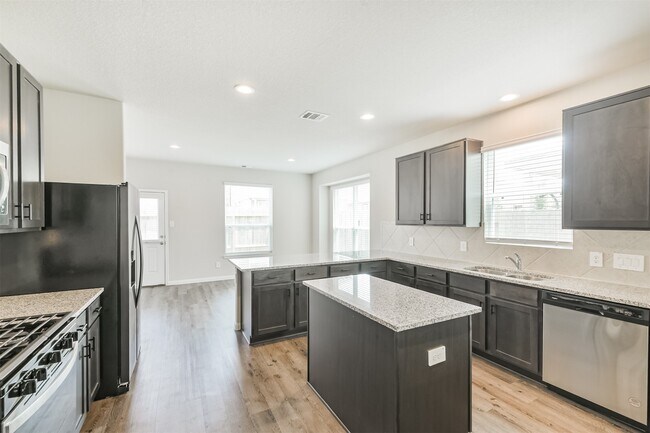 Building Photo - 2934 Lawrence Pk Ct