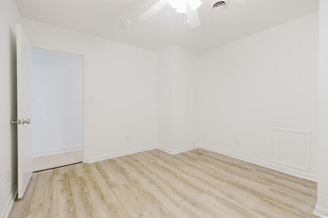 Building Photo - 91 Freedom Way