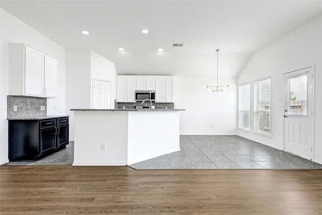 Building Photo - 3214 Tall Sycamore Trail